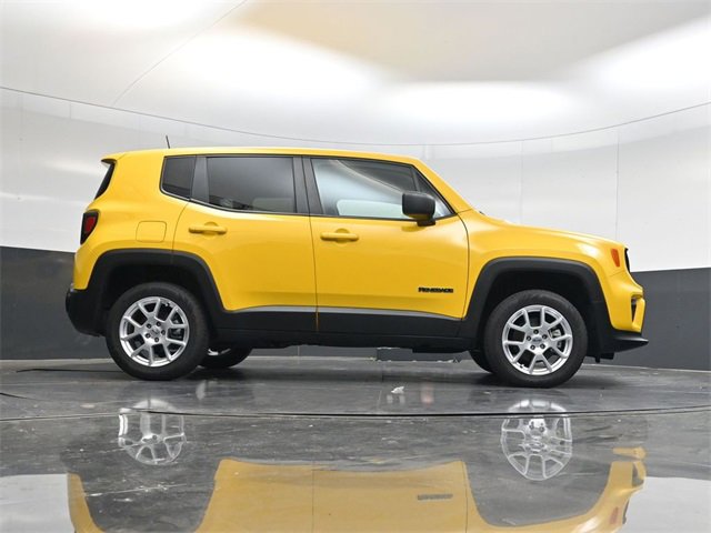Used 2023 Jeep Renegade Latitude image 46
