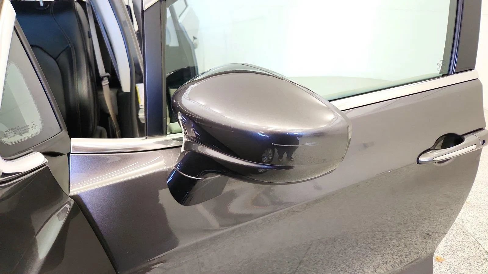 Used 2019 Chrysler Pacifica Touring-L FWD image 38