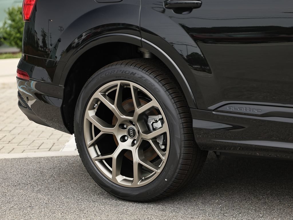 New 2026 Audi Q7 3.0T Prestige AWD/4WD image 6