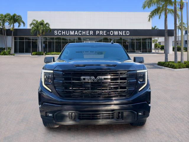 Certified 2022 GMC Sierra 1500 Elevation RWD image 2
