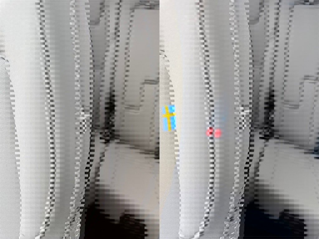 New 2026 Volvo XC90 B6 Plus w/ Protection Package Premier image 23