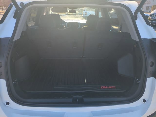 Used 2022 GMC Terrain SLE w/ Driver Convenience Package image 29