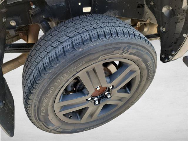 Used 2013 Toyota Tundra Limited w/ Memory Pkg AWD/4WD image 12