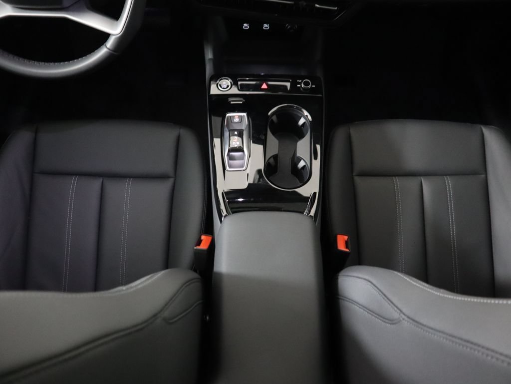 New 2025 Audi A6 e-tron Premium Plus RWD image 18