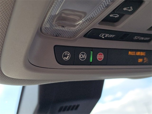 Used 2020 GMC Terrain SLE w/ Driver Convenience Package image 34