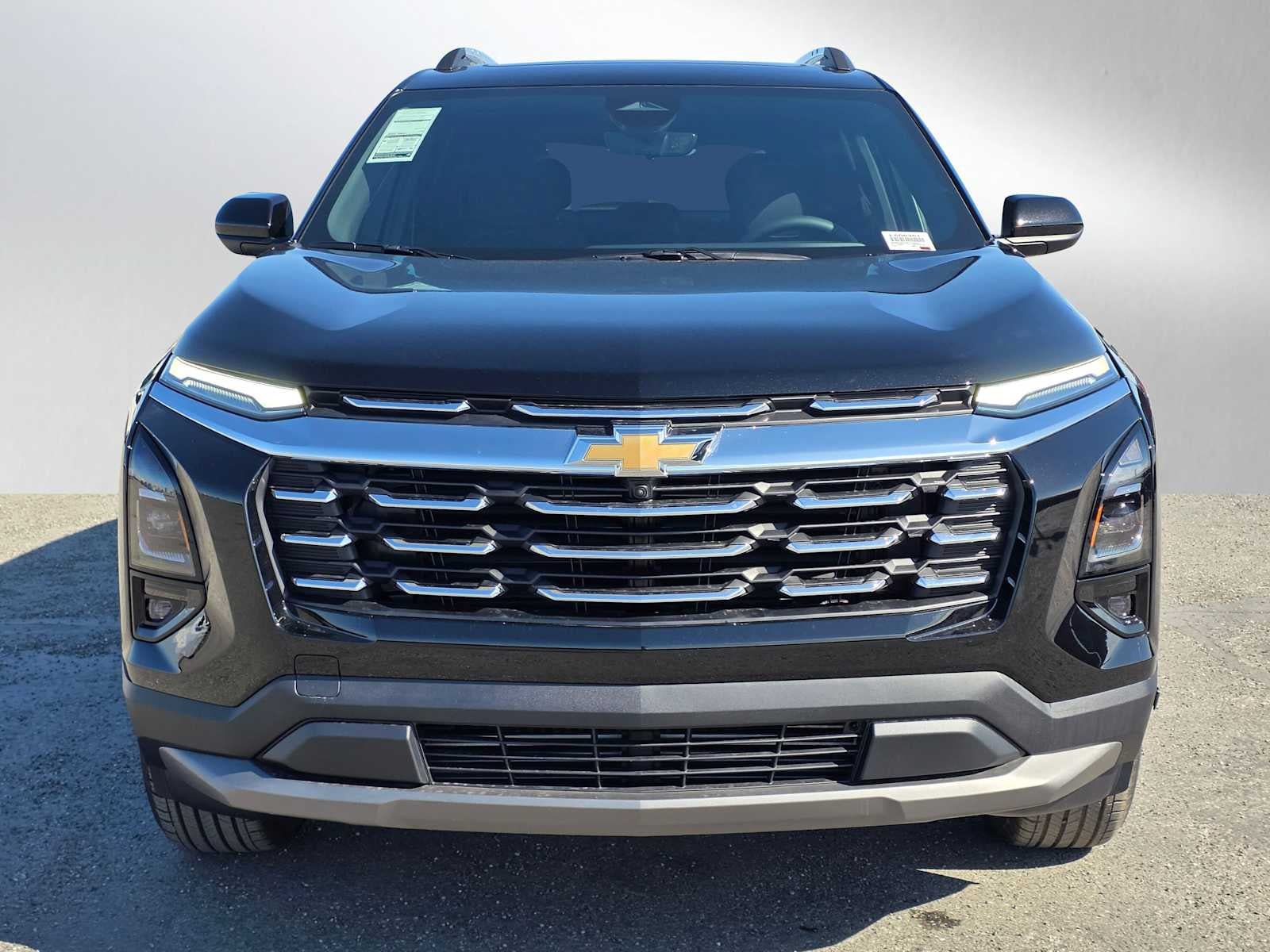 New 2026 Chevrolet Equinox LT w/ Safety and Technology Package AWD/4WD image 7
