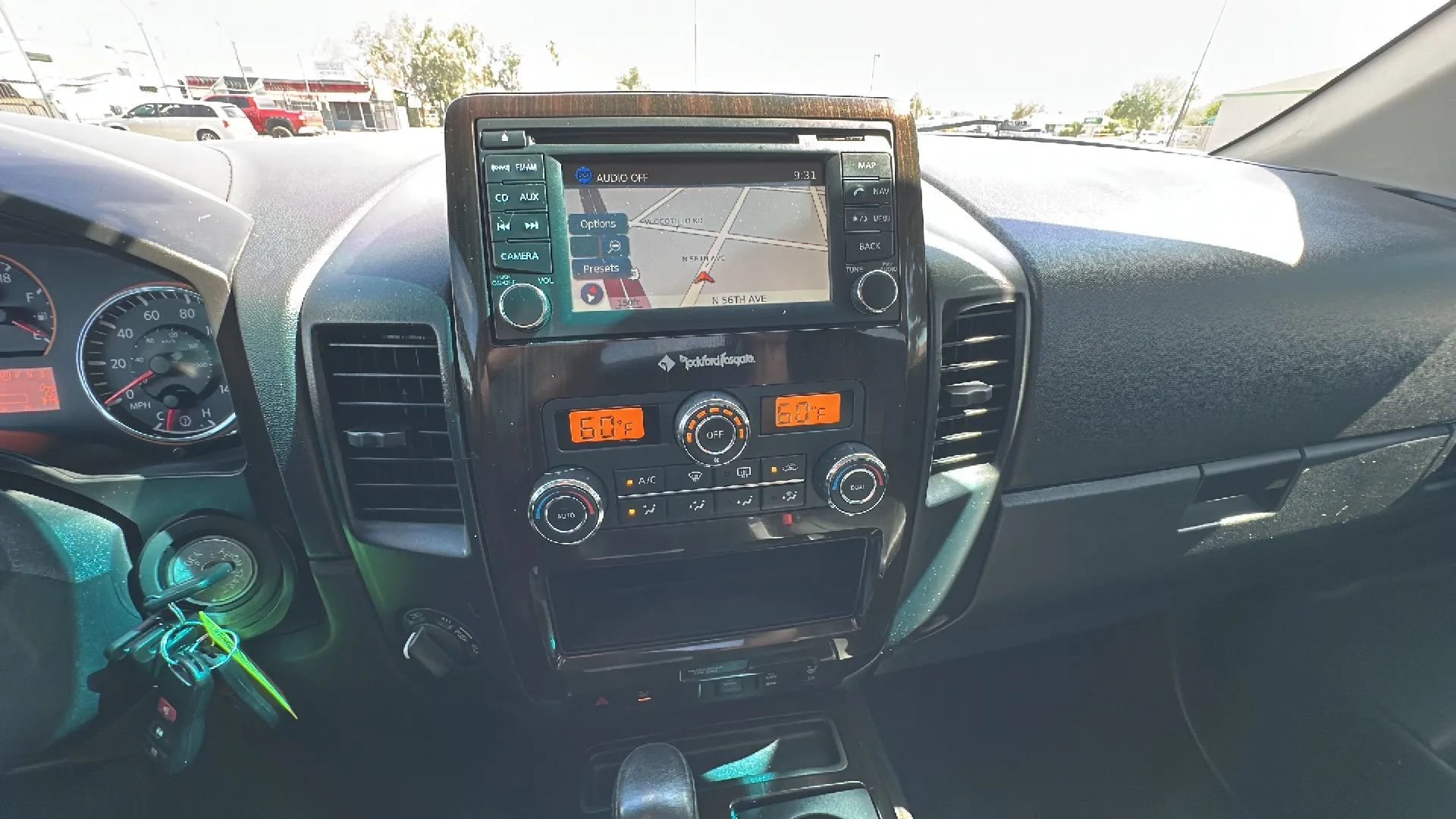 Used 2013 Nissan Titan SL AWD/4WD image 13