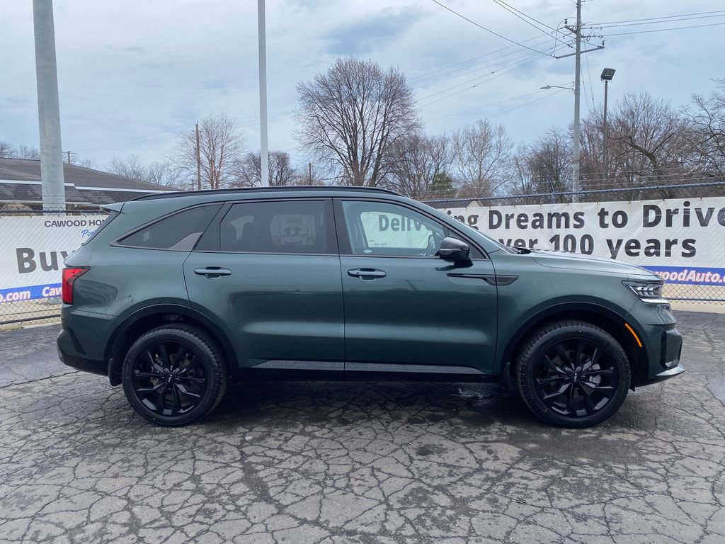 Used 2023 Kia Sorento X-Line EX image 2