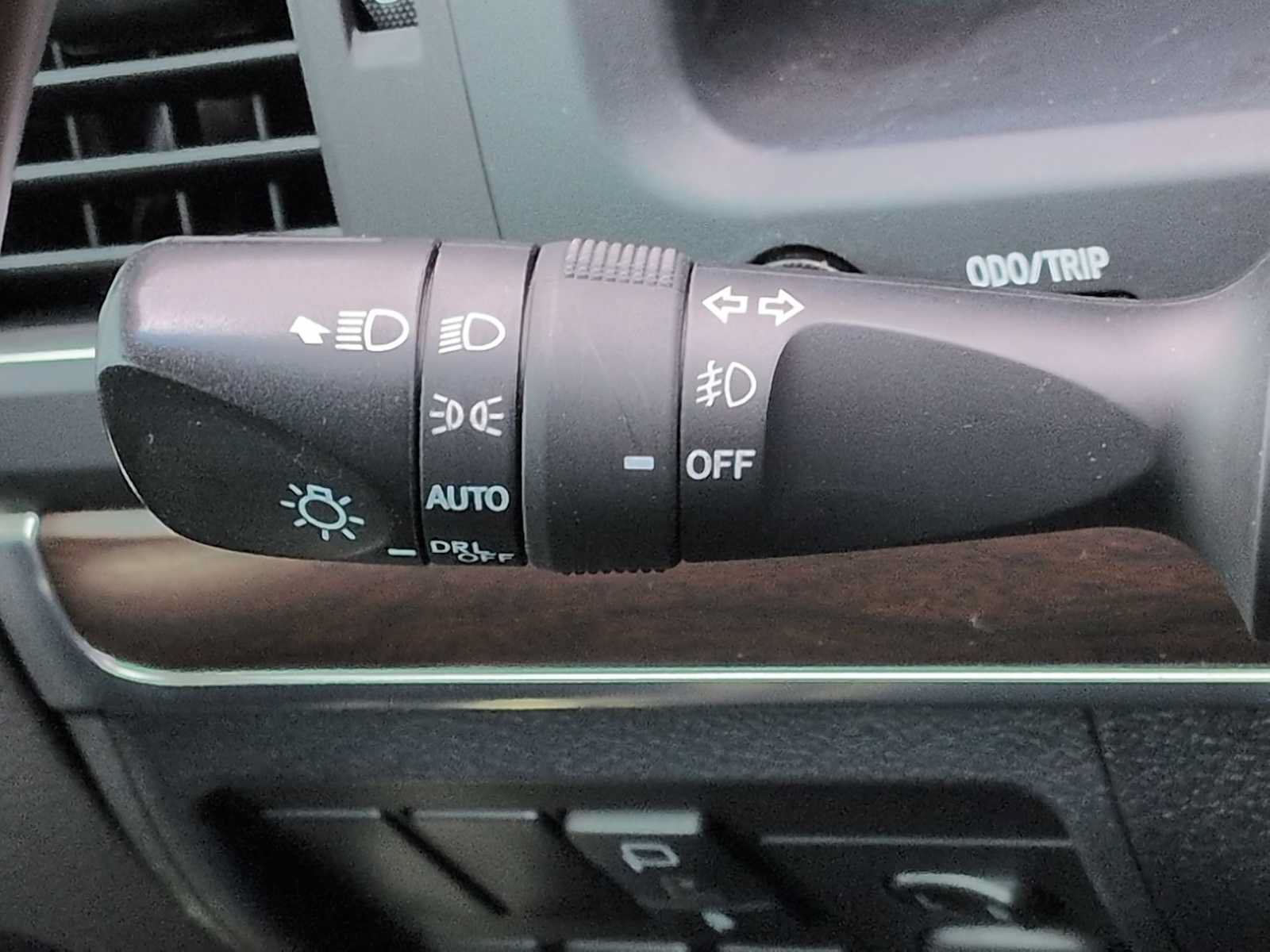 Used 2018 Toyota Land Cruiser AWD/4WD image 29