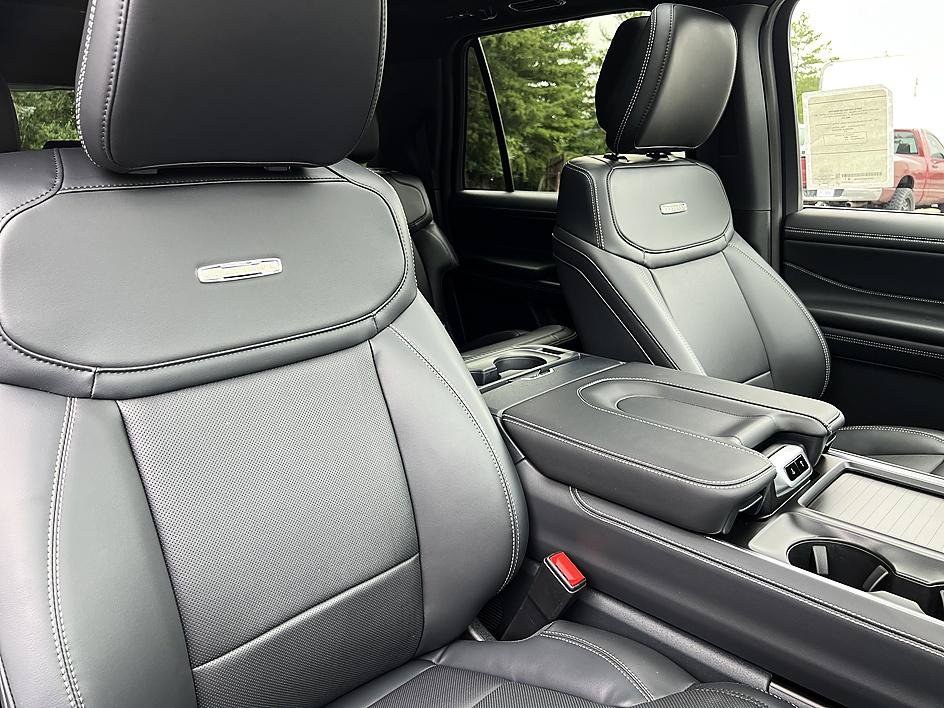 New 2027 Ford Expedition Max Platinum w/ Stealth Performance Package AWD/4WD image 22
