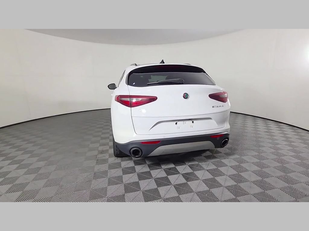 Used 2018 Alfa Romeo Stelvio Ti Sport AWD/4WD image 43