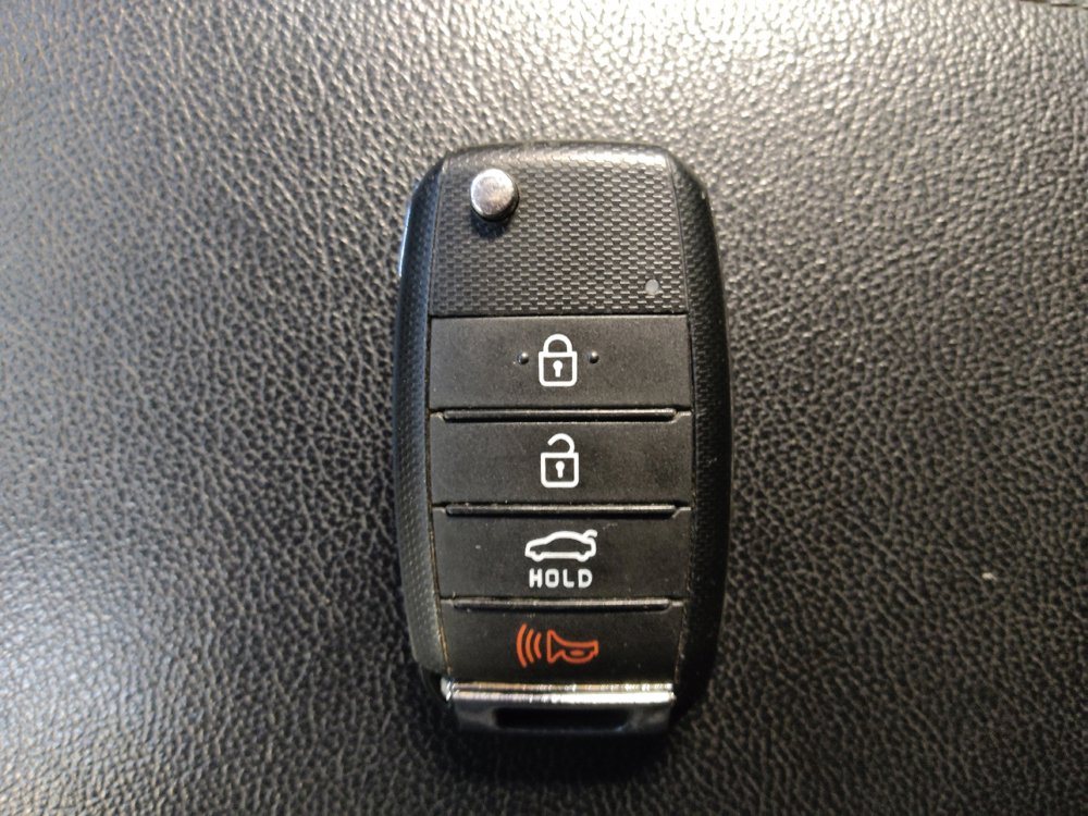 Used 2020 Kia Optima LX FWD image 32