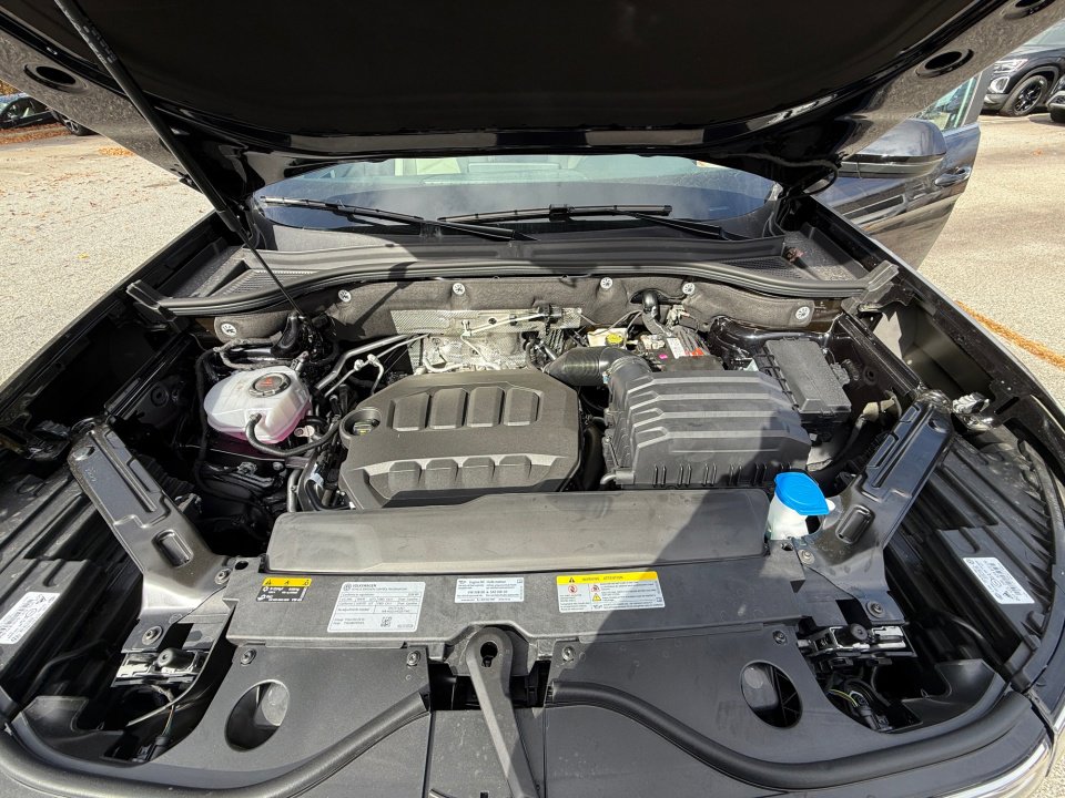 New 2026 Volkswagen Atlas SE image 16