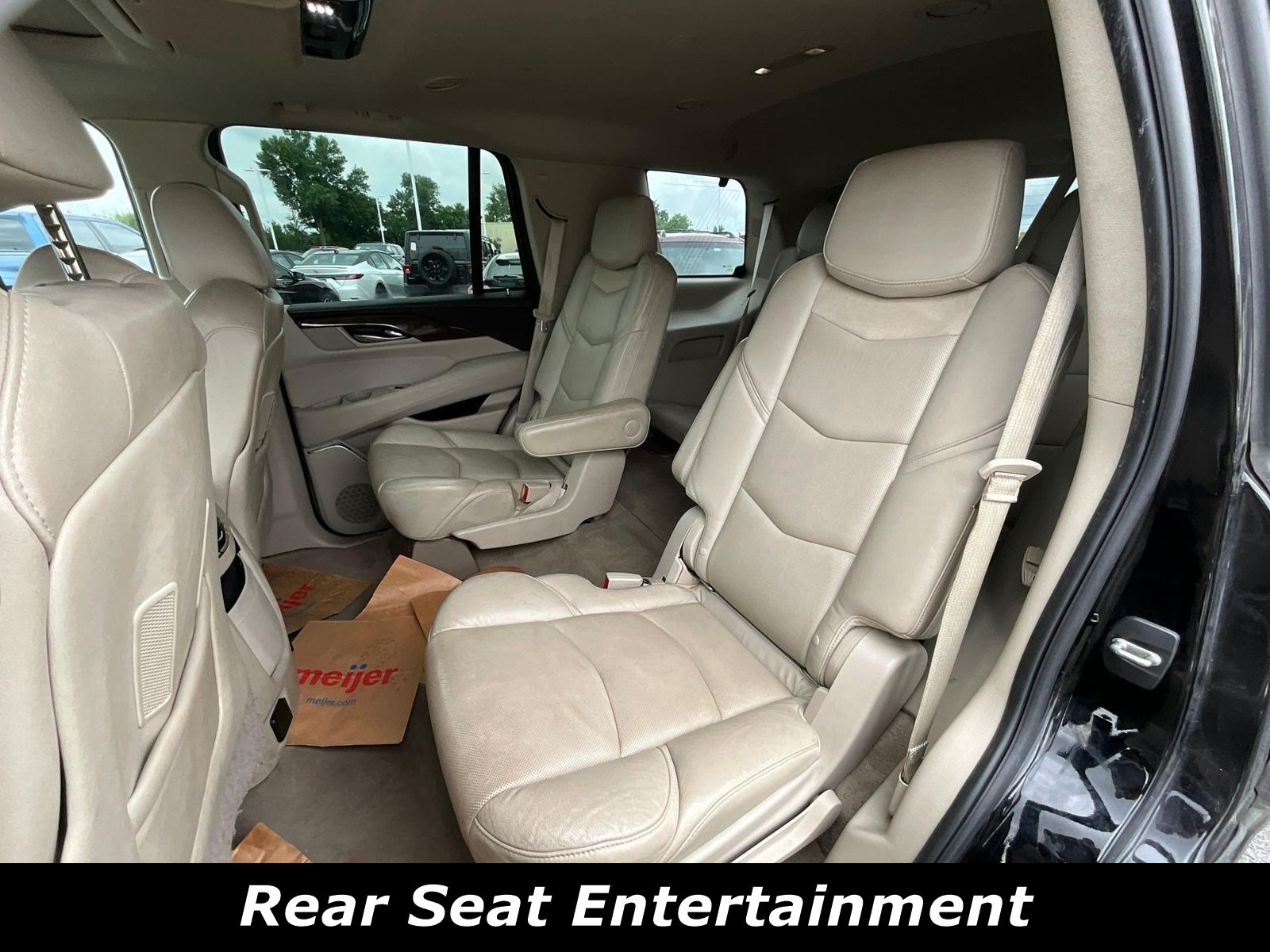 Used 2020 Cadillac Escalade Luxury AWD/4WD image 20