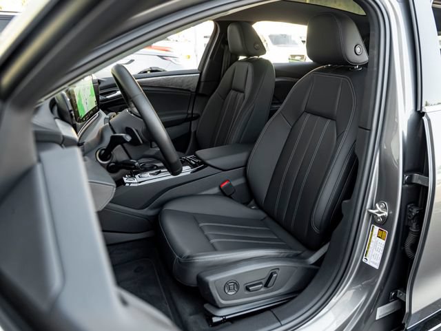 Used 2025 Audi A6 e-tron Premium Plus w/ Premium Plus AWD/4WD image 14