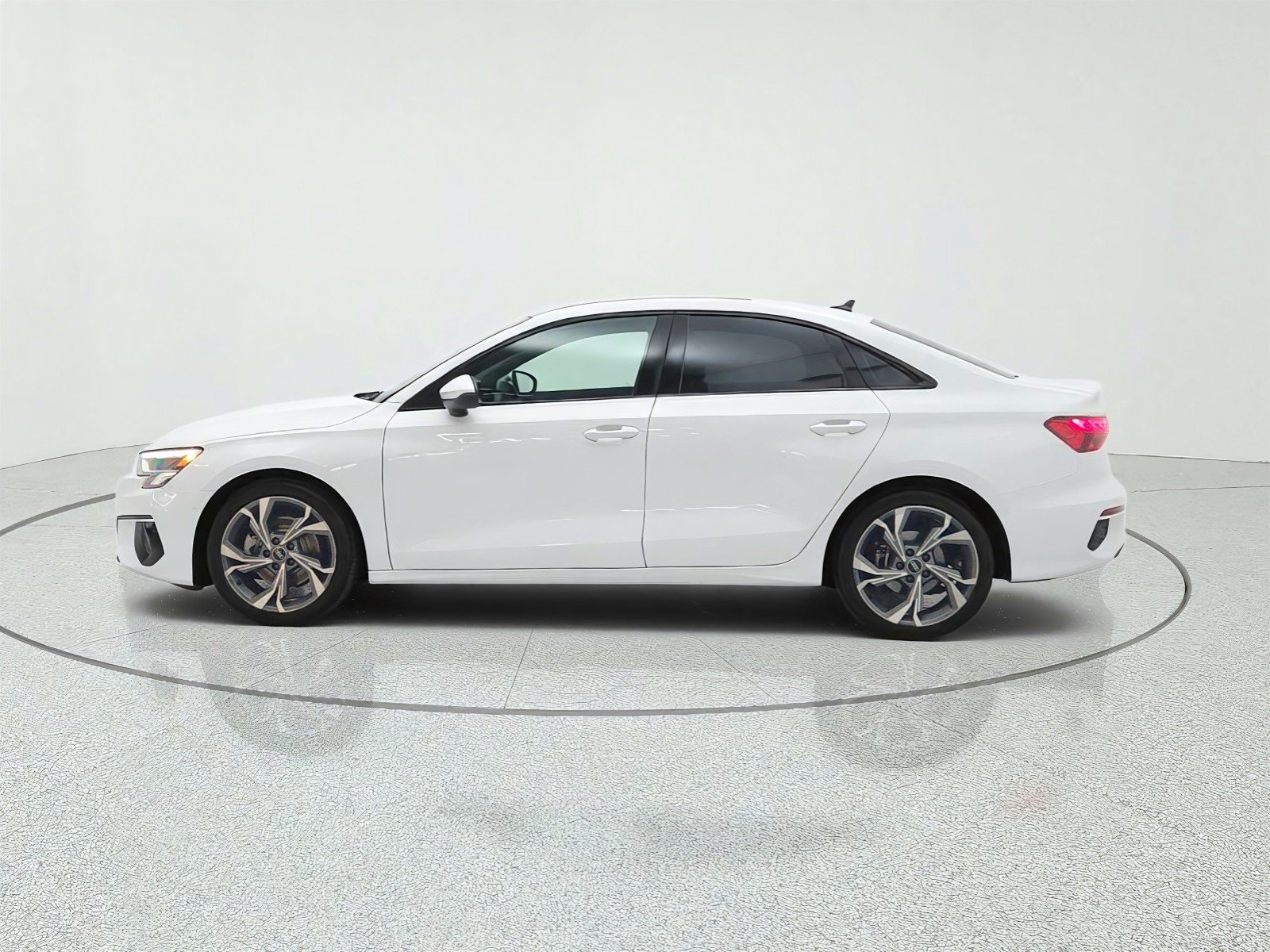 Used 2023 Audi A3 2.0T Premium Plus w/ Premium Plus Package FWD image 8