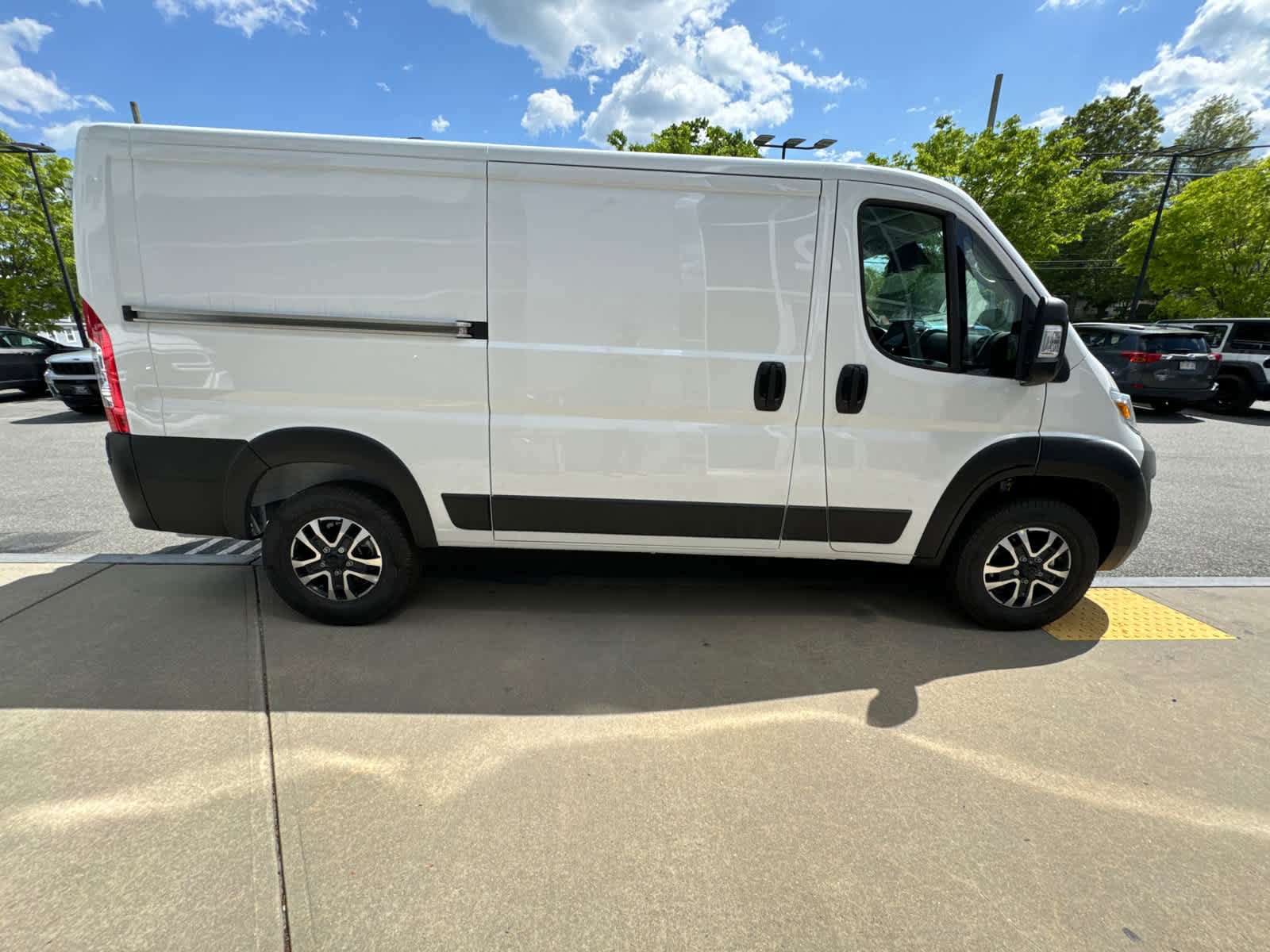 New 2024 RAM ProMaster 1500 w/ Quick Order Package 22H SLT+ FWD image 7