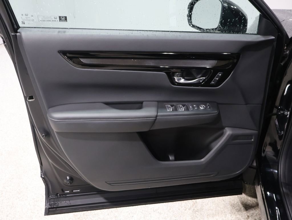 Used 2025 Honda CR-V EX-L image 13