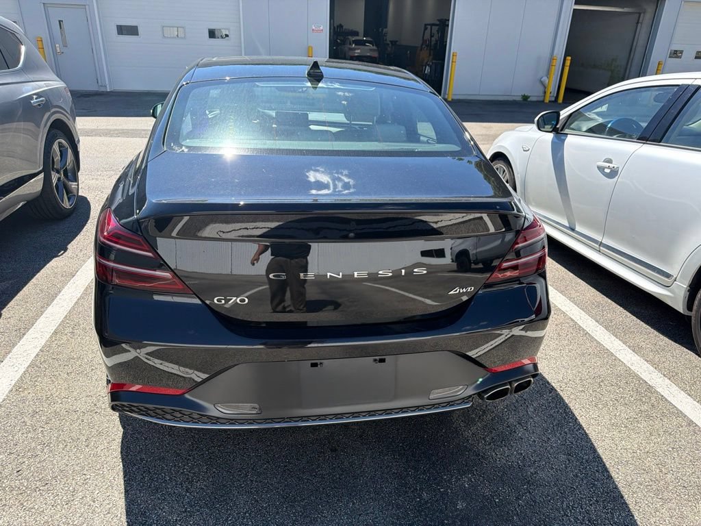 Used 2023 Genesis G70 2.0T w/ Sport Prestige Package AWD/4WD image 10