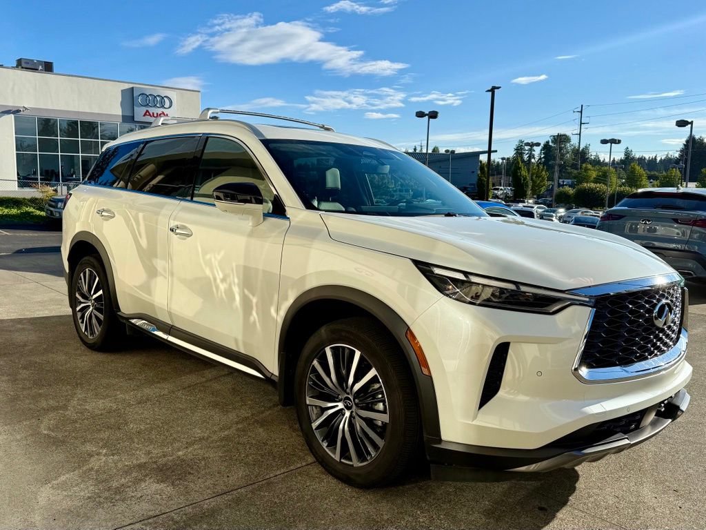 Certified 2024 INFINITI QX60 Sensory w/ Cargo Package AWD/4WD image 6