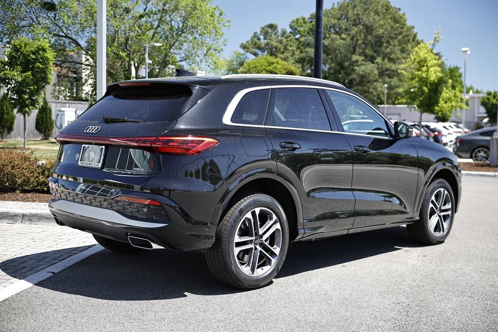 New 2026 Audi Q5 Premium AWD/4WD image 7
