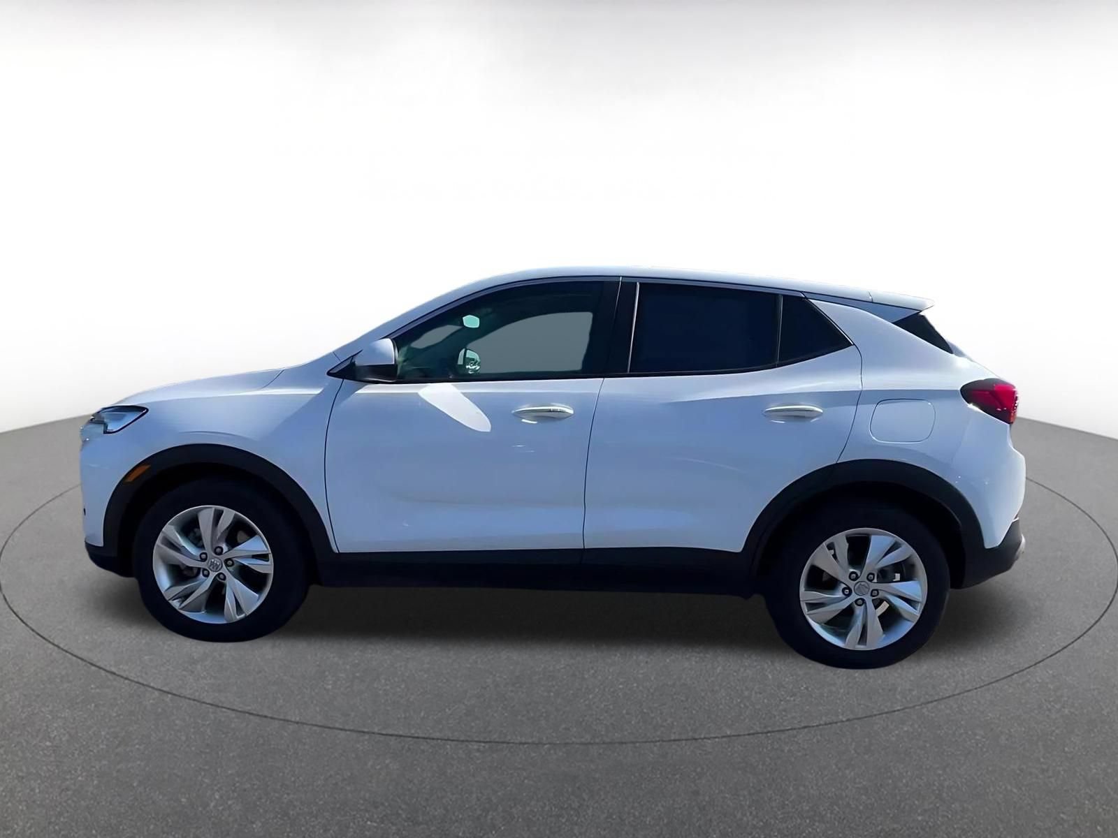 Used 2025 Buick Encore GX Preferred FWD image 8