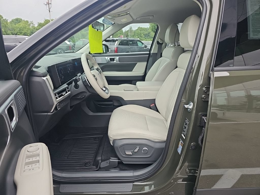 Used 2024 Hyundai Santa Fe SEL AWD/4WD image 9