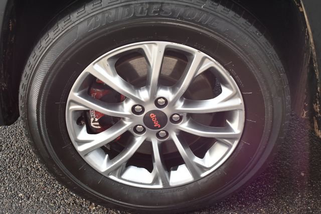 Used 2019 Jeep Cherokee Latitude Plus image 45