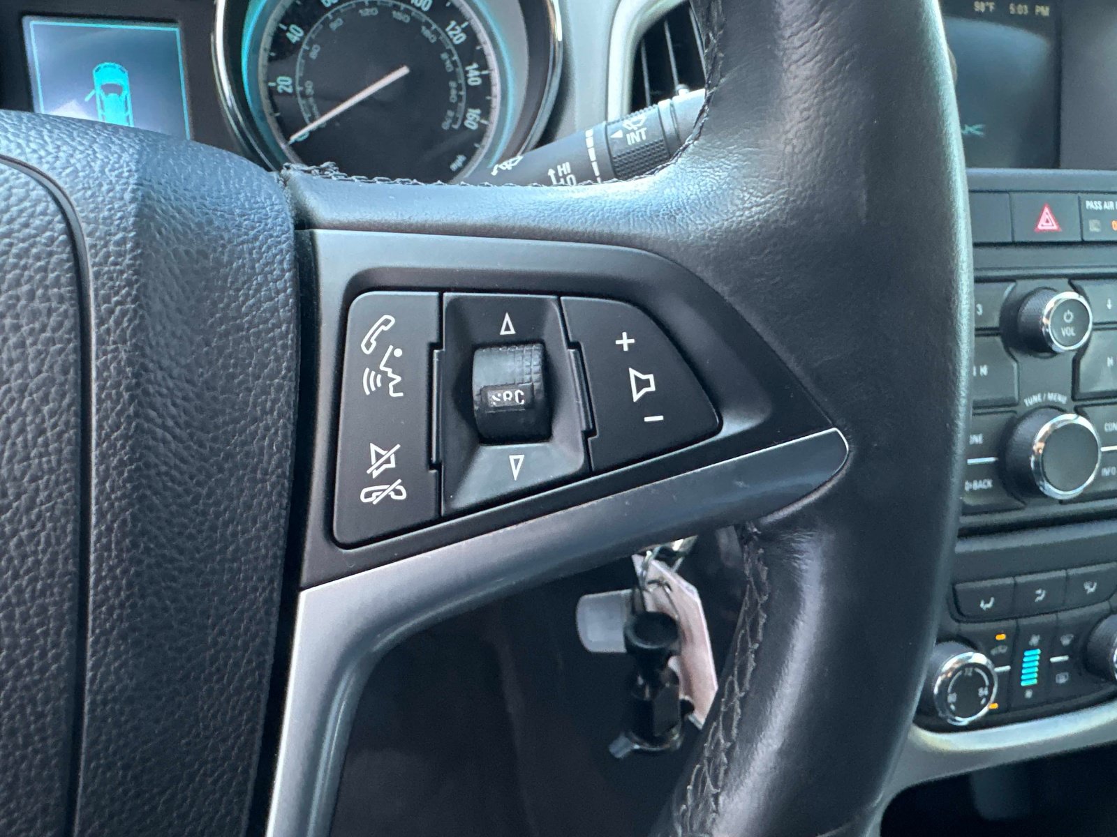 Used 2013 Buick Verano FWD image 27