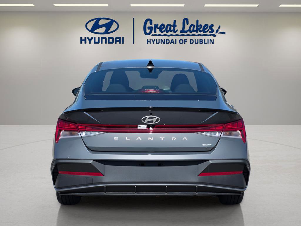 New 2026 Hyundai Elantra Sport image 4