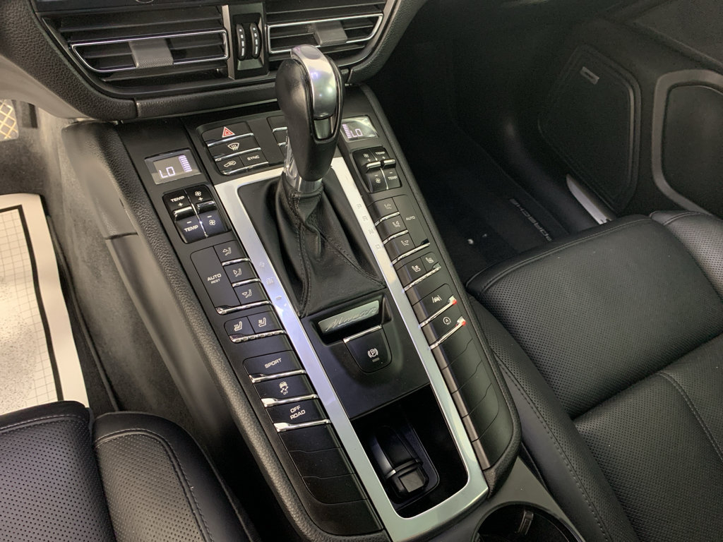 Used 2019 Porsche Macan S AWD/4WD image 24
