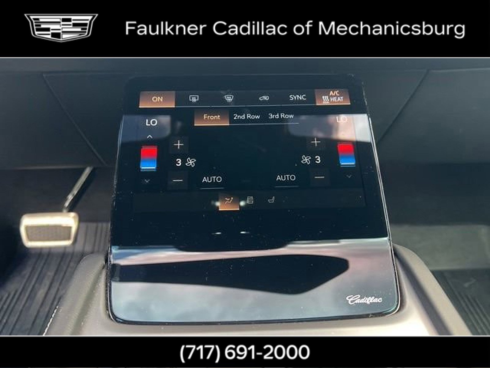 Certified 2026 Cadillac Vistiq Premium Luxury w/ LPO, Floor Liner Package AWD/4WD image 22
