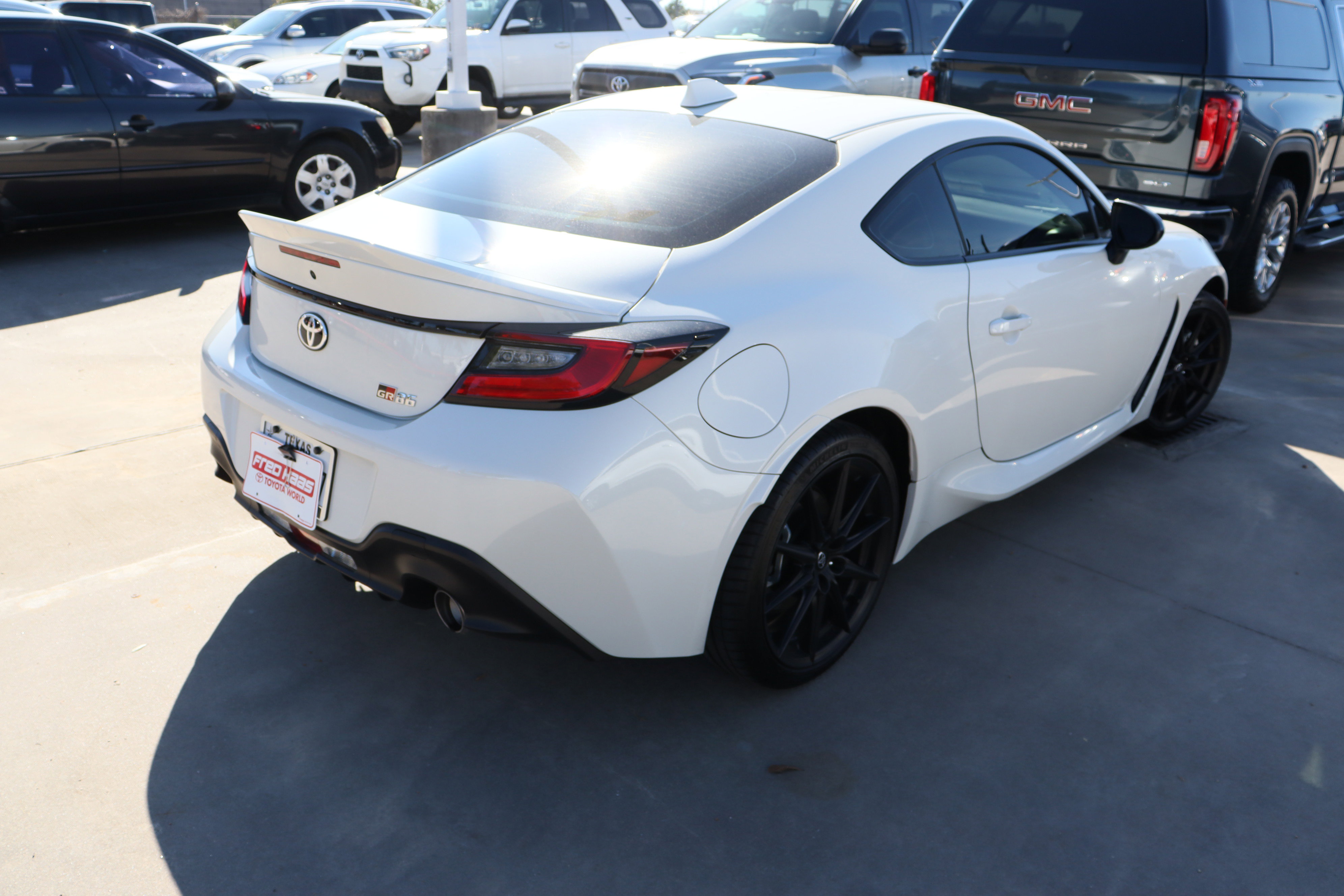 Used 2025 Toyota GR86 Premium image 11