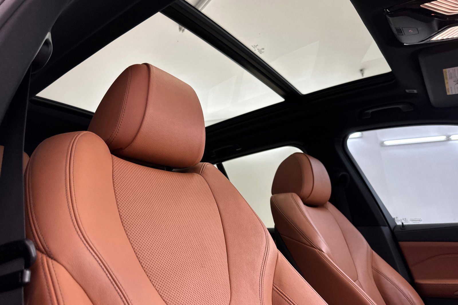 Used 2019 BMW X5 xDrive40i w/ Convenience Package image 25