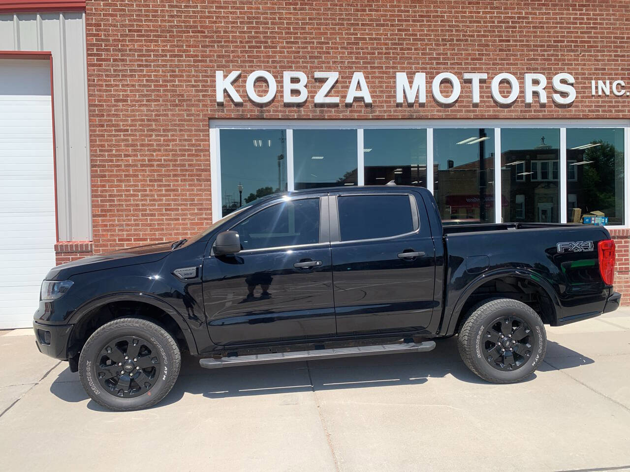 Used 2021 Ford Ranger XLT w/ Equipment Group 302A High image 4