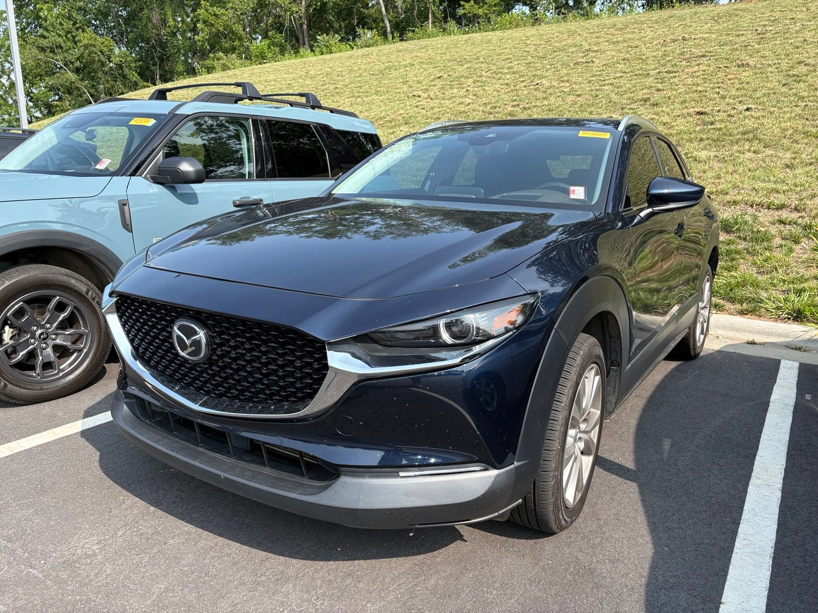 Used 2021 MAZDA CX-30 AWD 2.5 S w/ Premium Package image 2