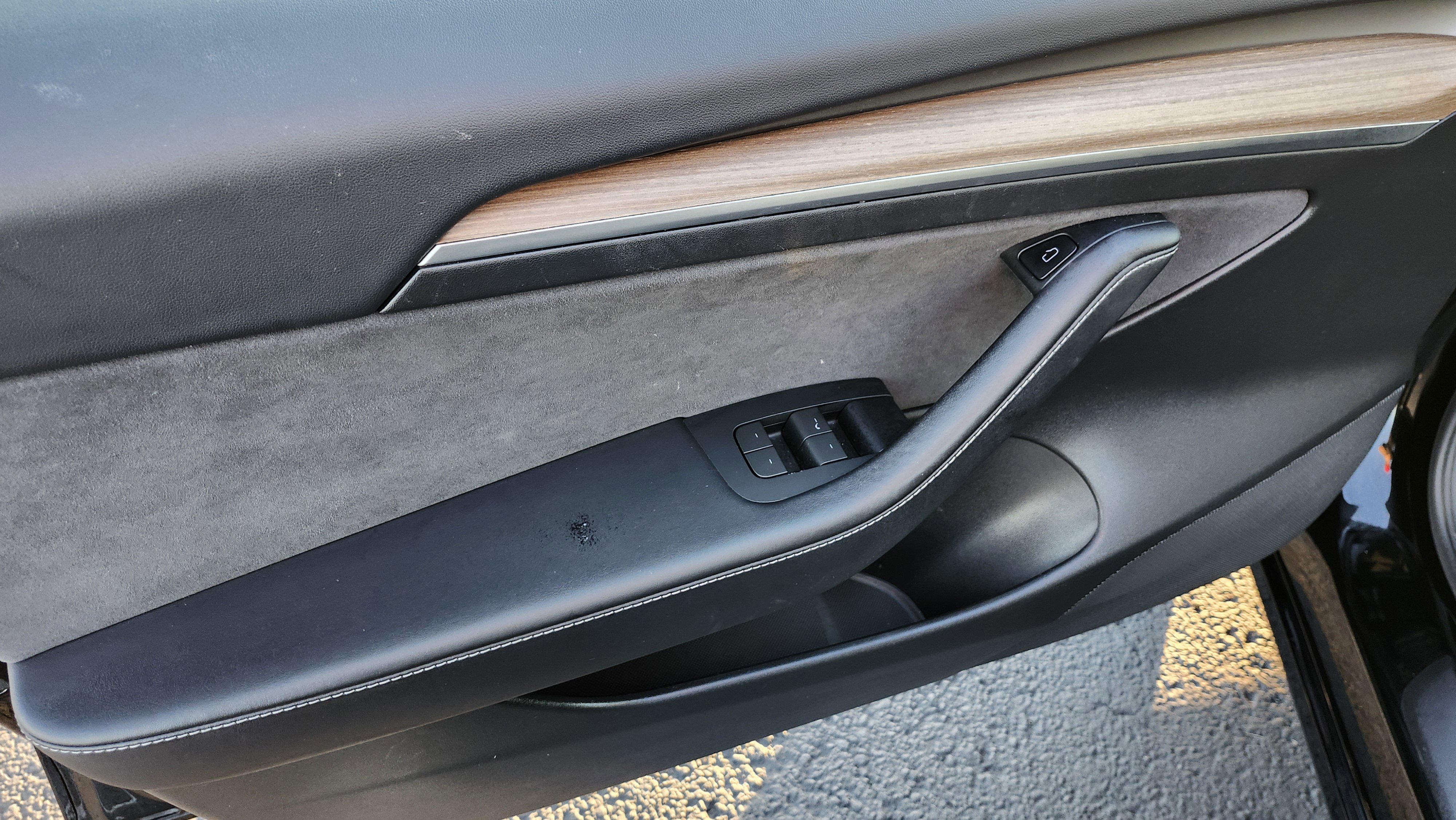 Used 2023 Tesla Model 3 Standard Range image 18