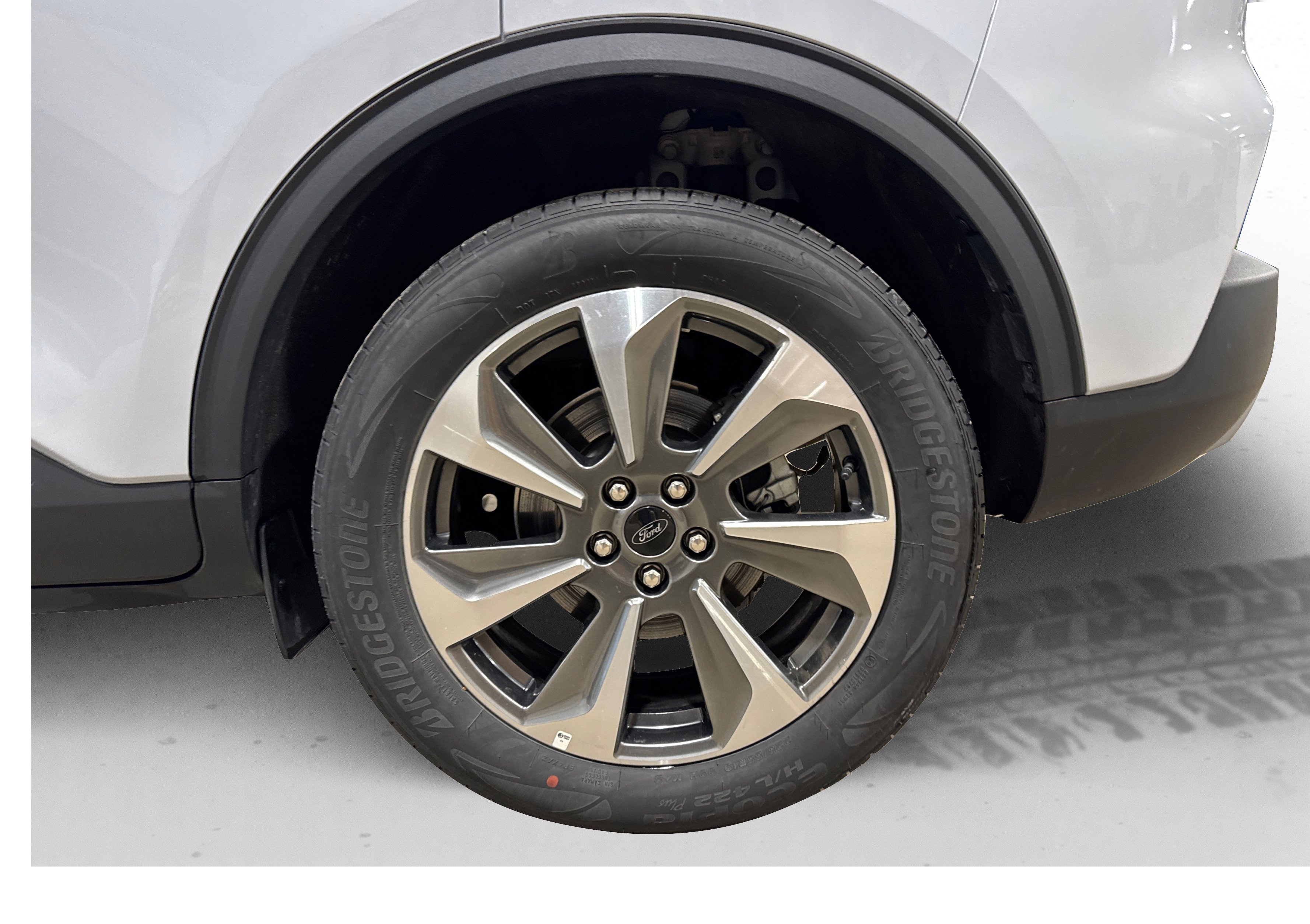 Used 2025 Ford Escape Platinum AWD/4WD image 52