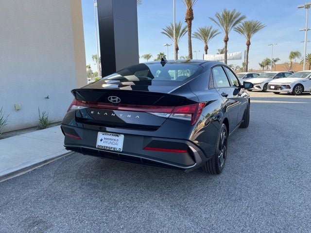 New 2026 Hyundai Elantra Sport image 4