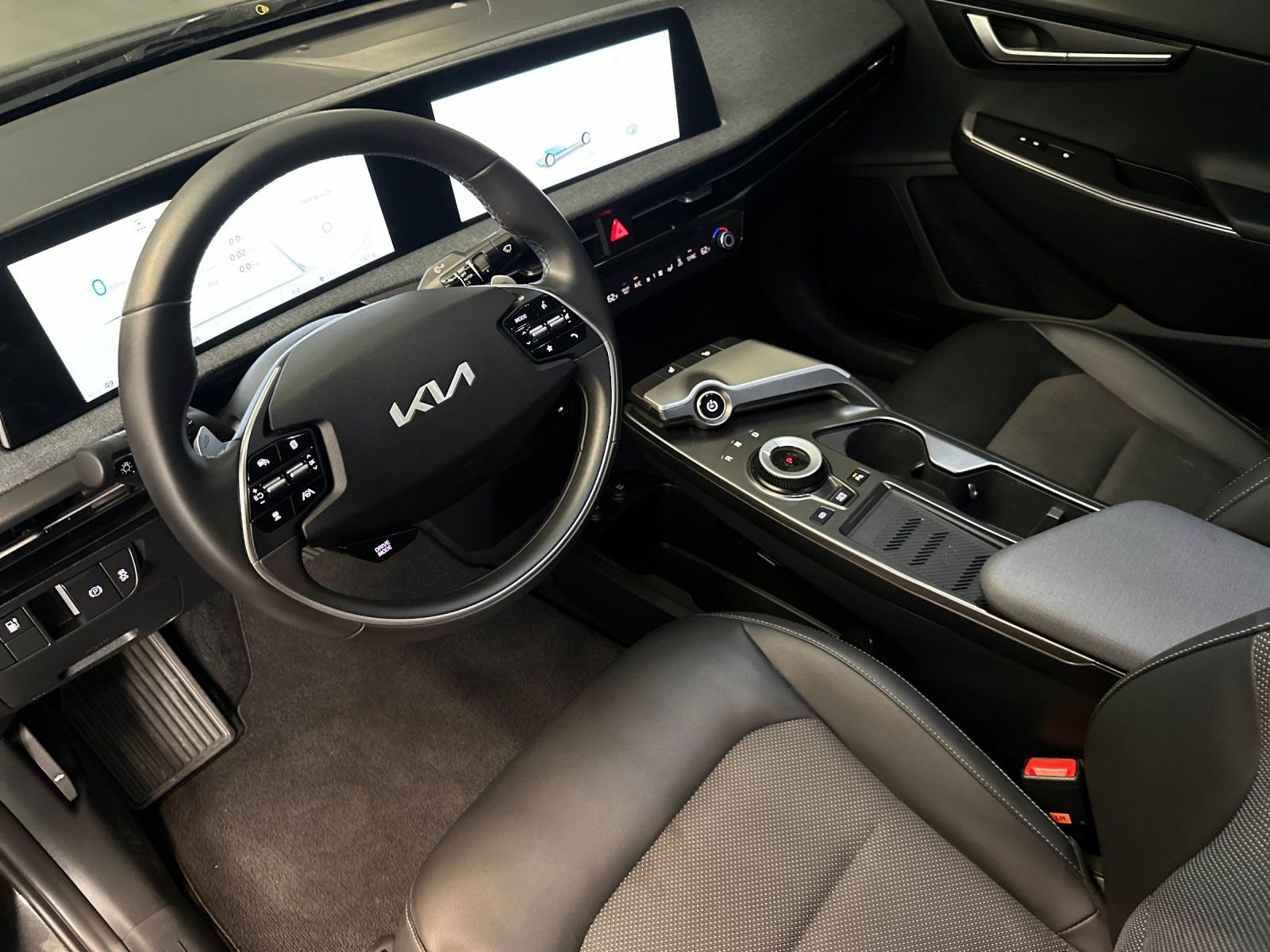 Used 2024 Kia EV6 Light image 12