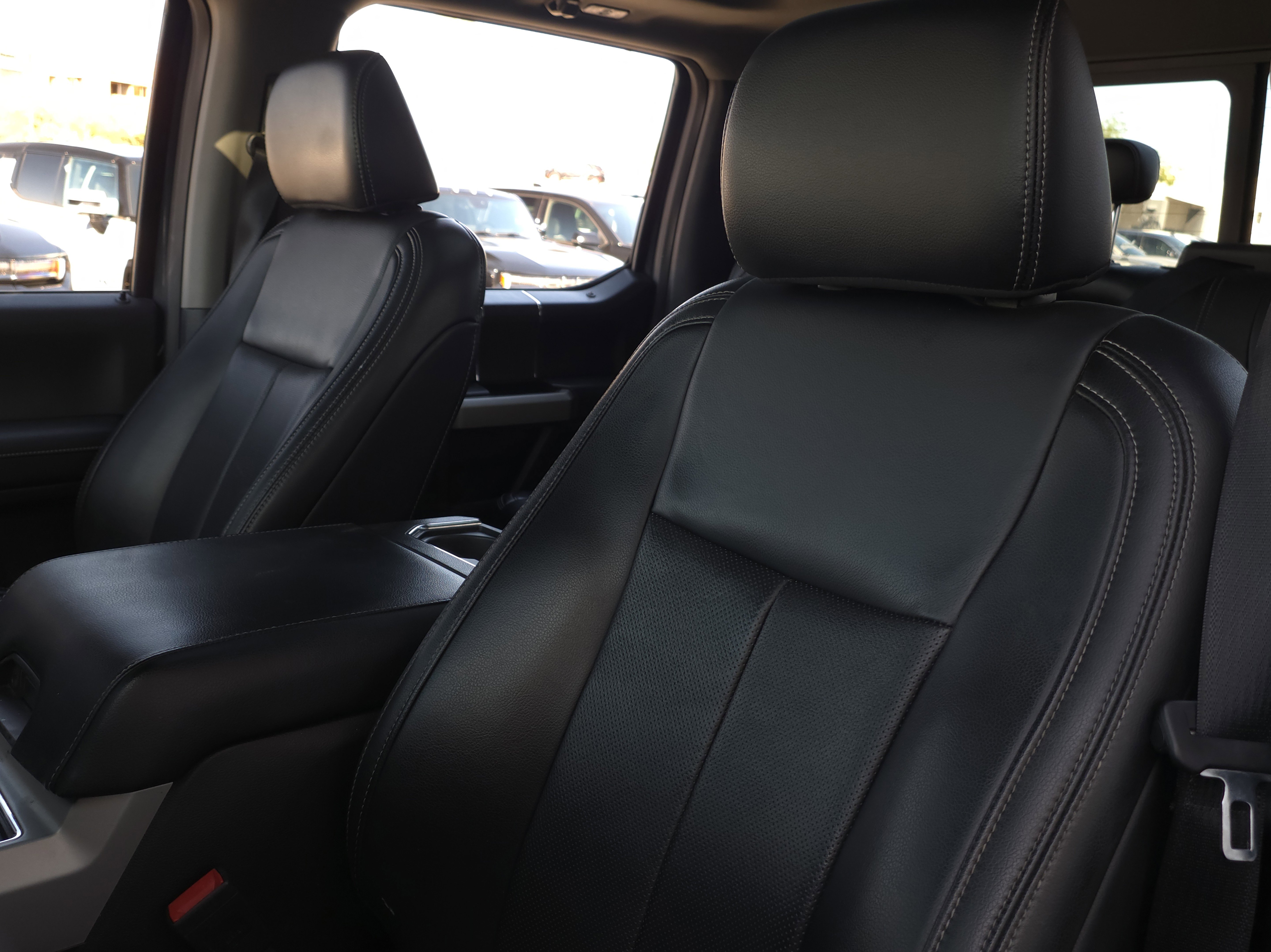 Used 2021 Ford F250 Lariat w/ Tremor Off-Road Package image 11