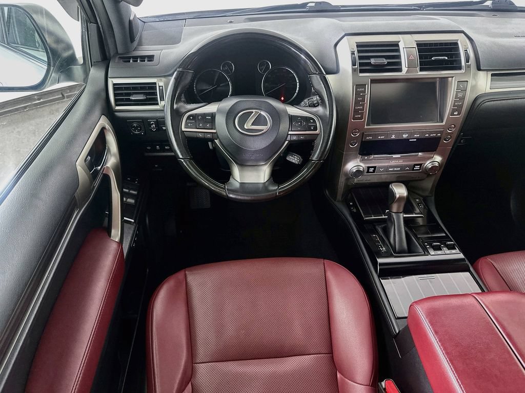 Used 2020 Lexus GX 460 Premium w/ Premium Package AWD/4WD image 4