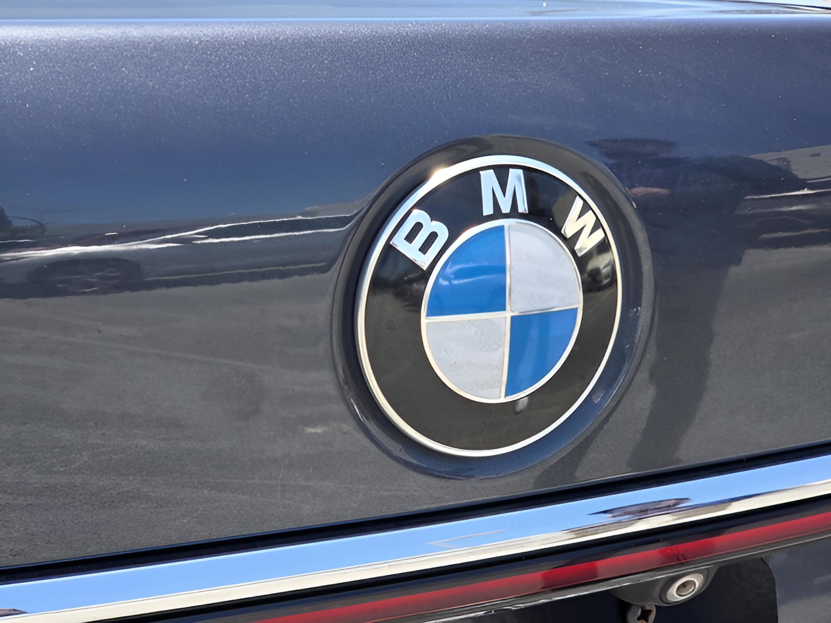 Used 2020 BMW 740i RWD image 36