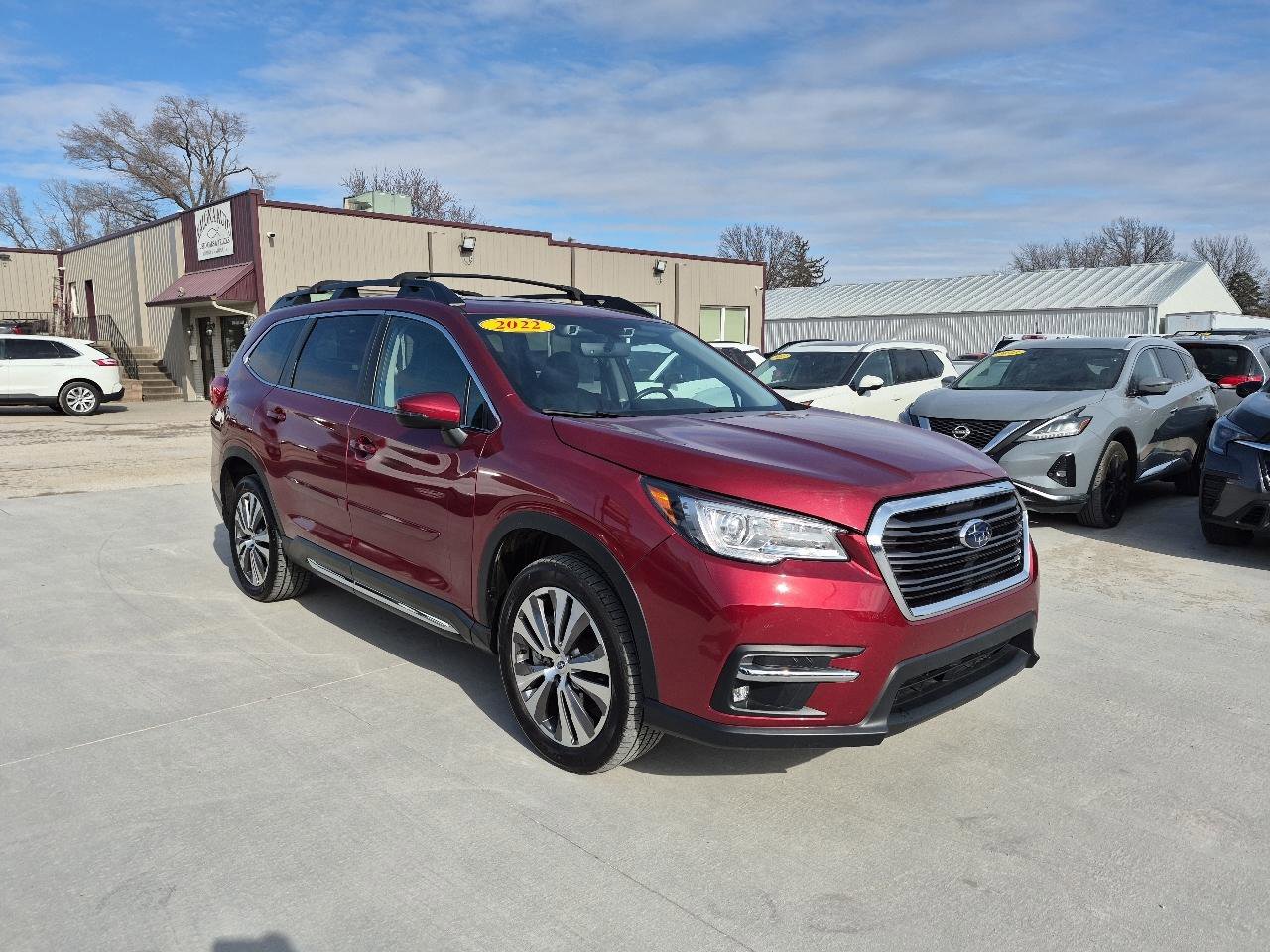 Used 2022 Subaru Ascent Limited w/ Technology Package image 4