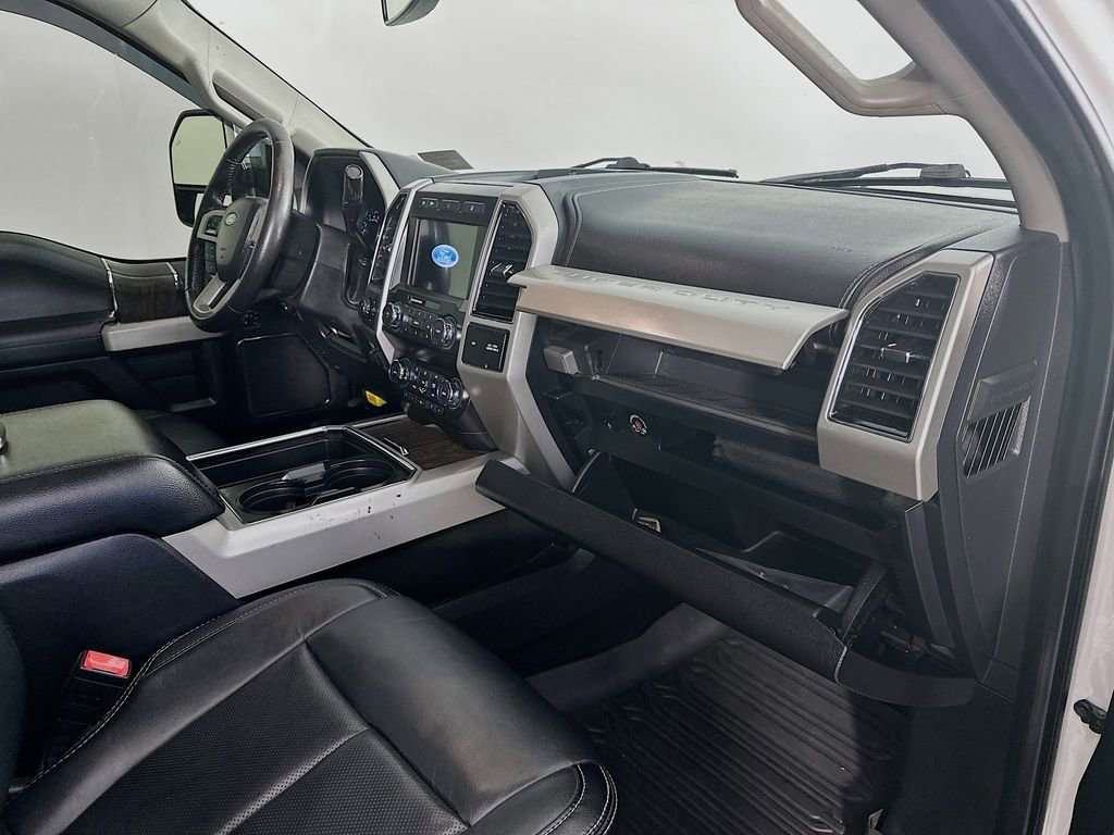 Used 2020 Ford F250 Lariat w/ Lariat Ultimate Package AWD/4WD image 31