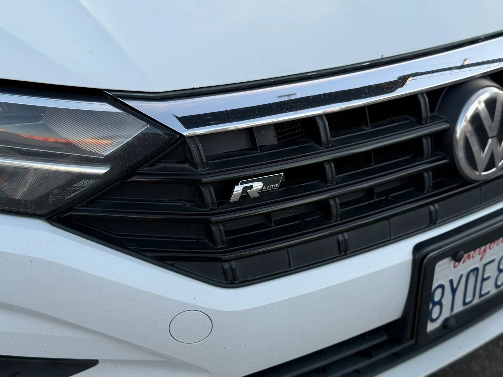 Used 2021 Volkswagen Jetta R-Line FWD image 4