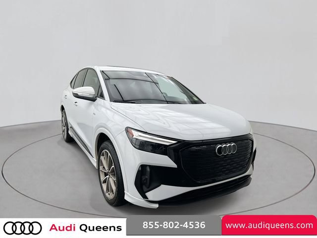 Certified 2022 Audi Q4 e-tron Premium Plus w/ Premium Plus AWD/4WD image 3