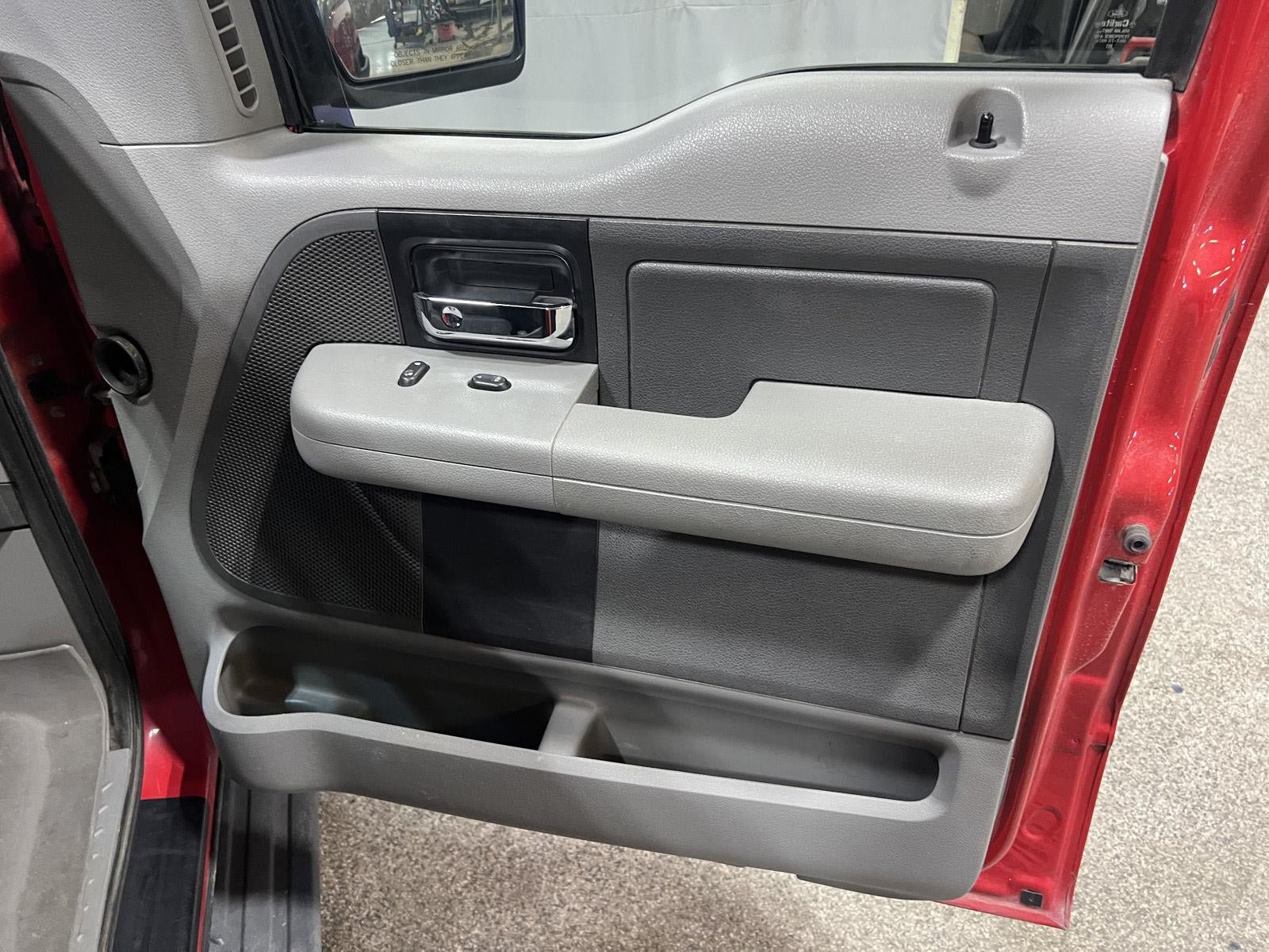 Used 2008 Ford F150 XLT AWD/4WD image 18