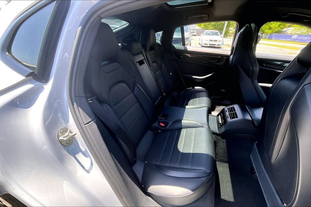 Used 2025 Porsche Panamera 4 AWD/4WD image 22