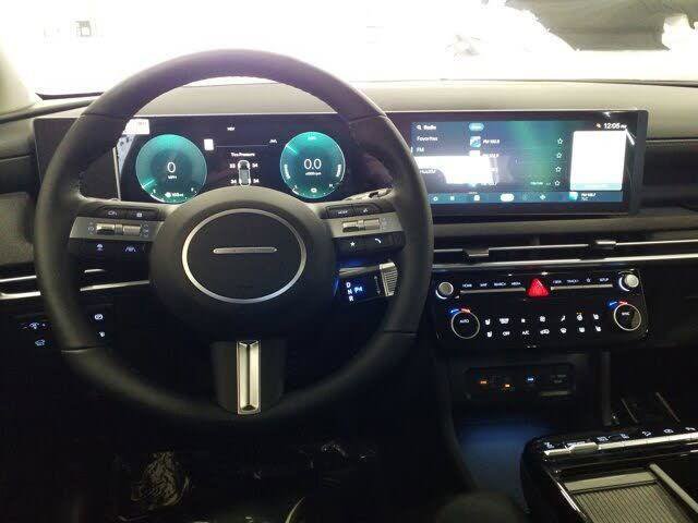 New 2026 Hyundai Tucson Limited image 15